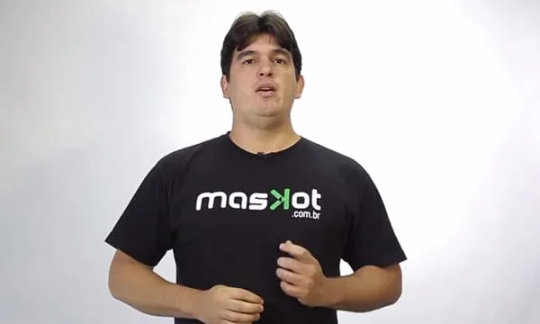 Tudo sobre os tipos de vídeos explicativos 3 video depoimento
